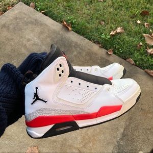 Jordan Flight sneakers // WOMANS SIZE 8